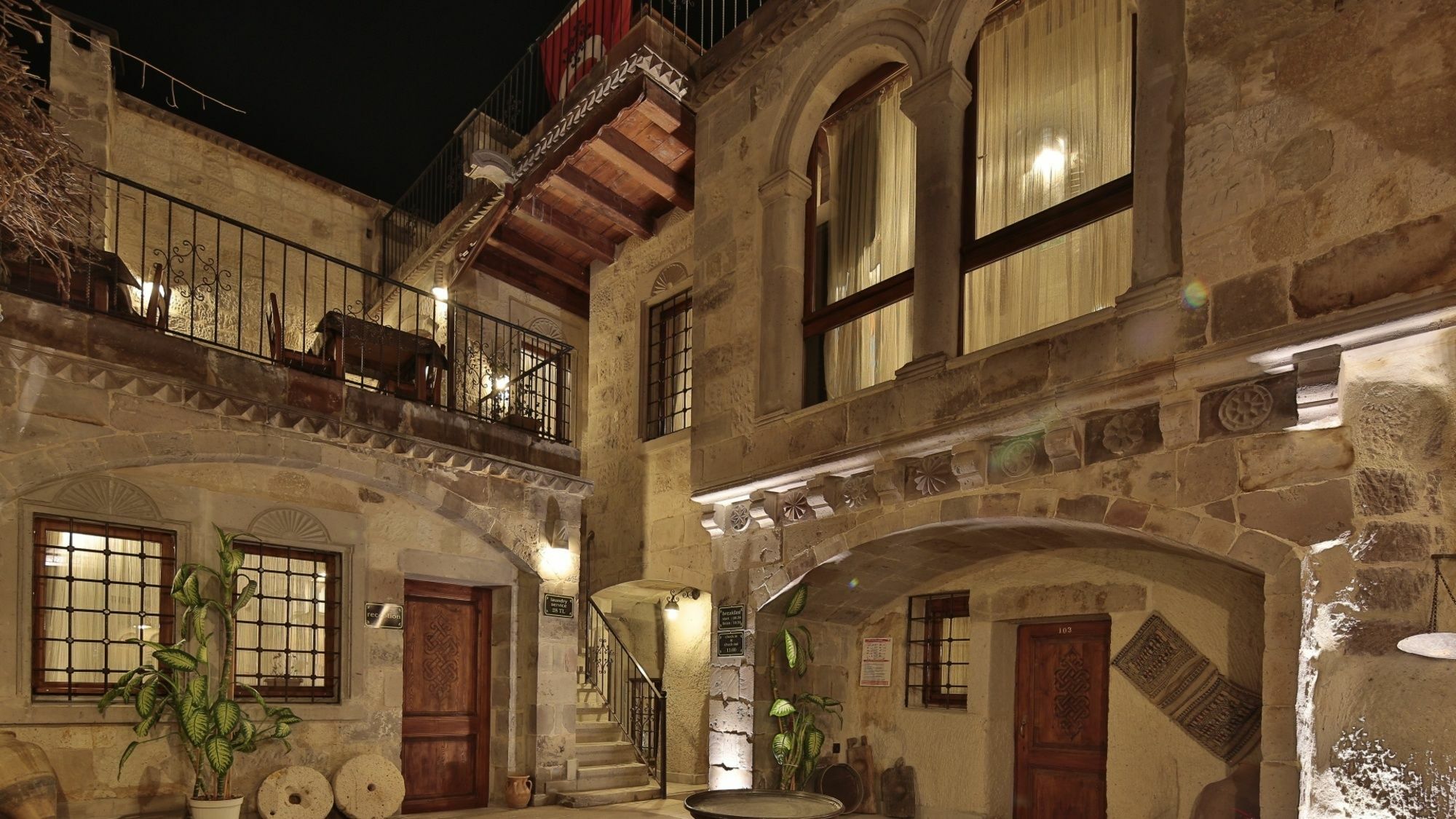 Charming Cave Hotel 괴레메 외부 사진
